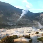 Aktivitas Vulkanik Meningkat, Akses Wisatawan di Gunung Papandayan Dibatasi Hingga Pos 4